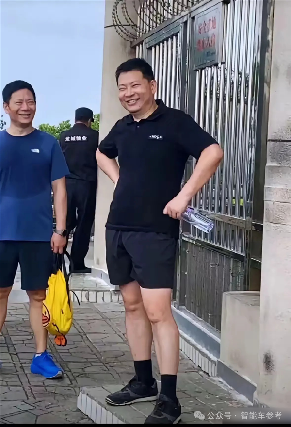 L3车内可睡觉!余承东央视直播太敢说:奇瑞老板现场喊话