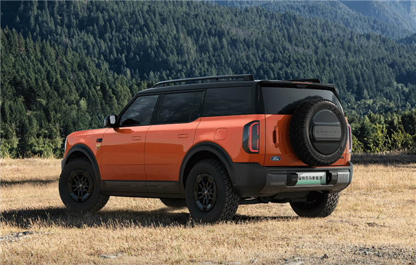 预售22.98万起 江铃福特智趣烈马下线:增程纯电双动力