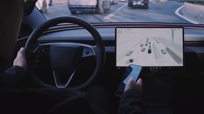 半年内小鹏智驾追齐特斯拉？何小鹏再立Flag