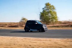 <strong>采用双门双座布局 smart精灵#2谍照</strong>