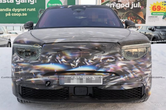 宾利第二款SUV最新谍照曝光 有望2026年发布